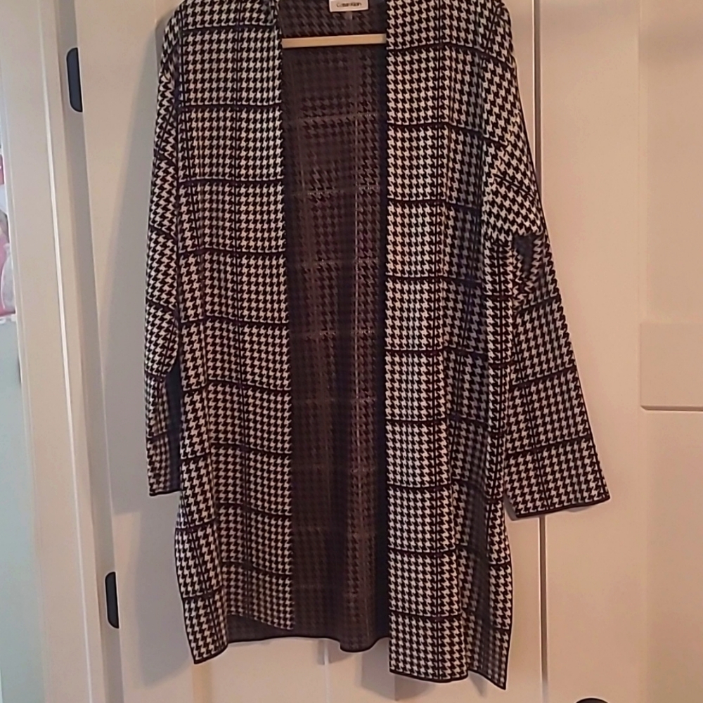 Calvin Klein size large long knit cardigan